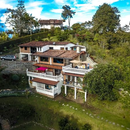 Serendipity Hospedaje Boutique Bed & Breakfast Guatape Exterior photo